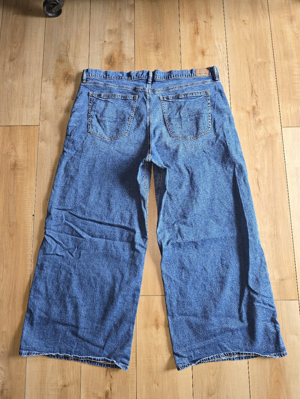 American Eagle Low Rise Ultra Wide Leg Blue Denim Jeans Sz 20